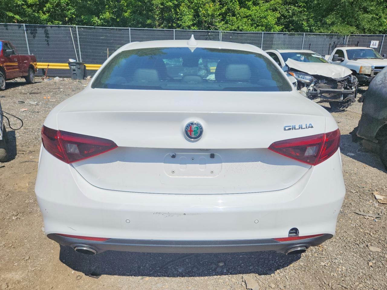 ZARFAEBN3H7555904 · 2017 ALFA ROMEO GIULIA · 6/12