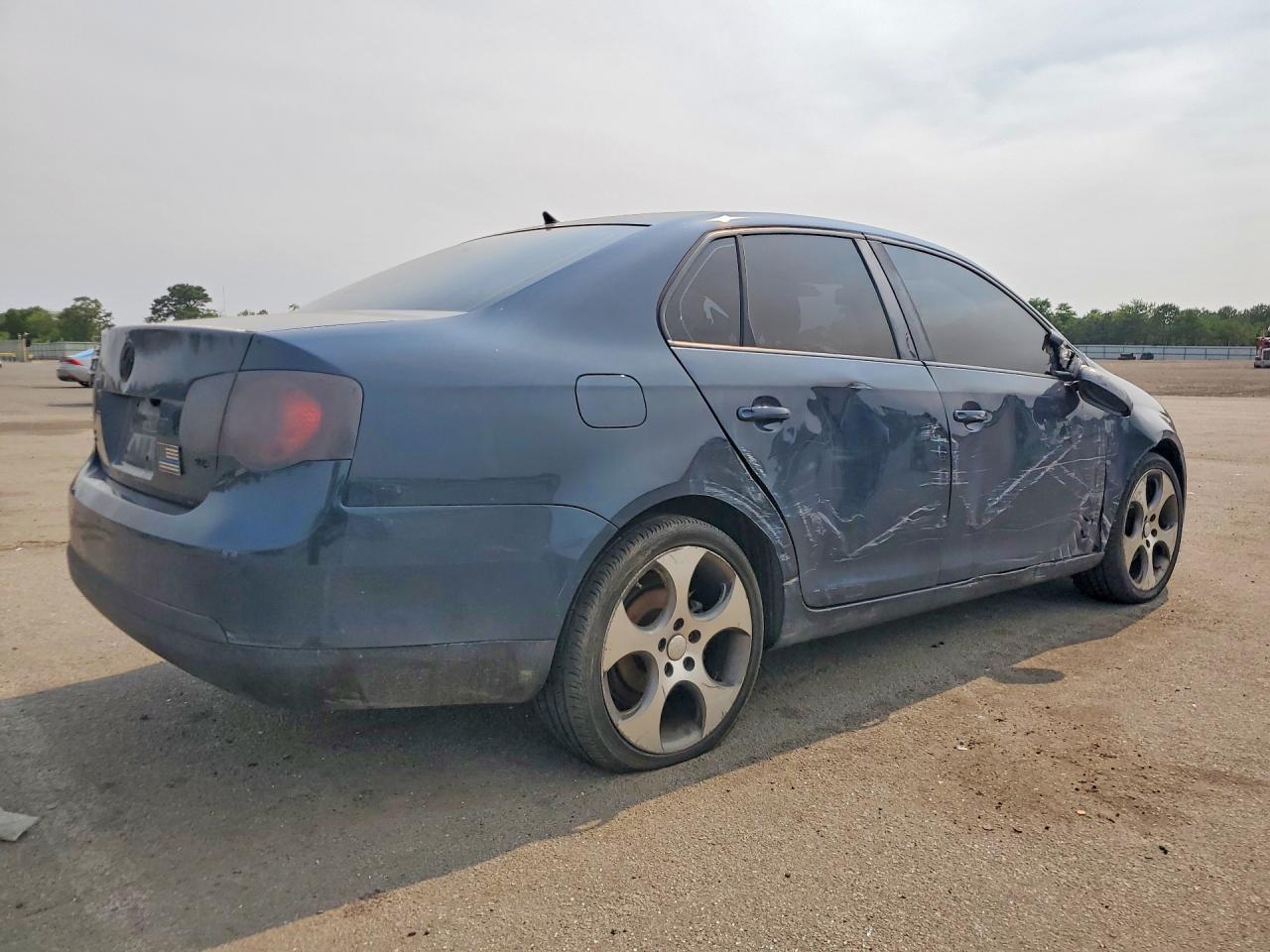 3VWJZ71K09M007895 · 2009 VOLKSWAGEN JETTA · 3/12