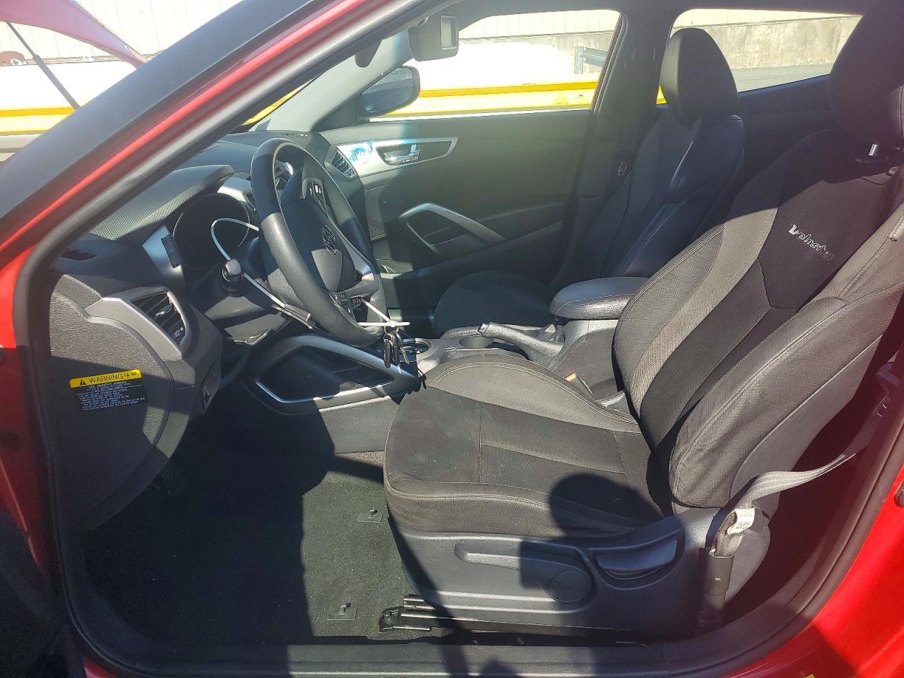 KMHTC6AD8GU277180 · 2016 HYUNDAI VELOSTER · 7/12