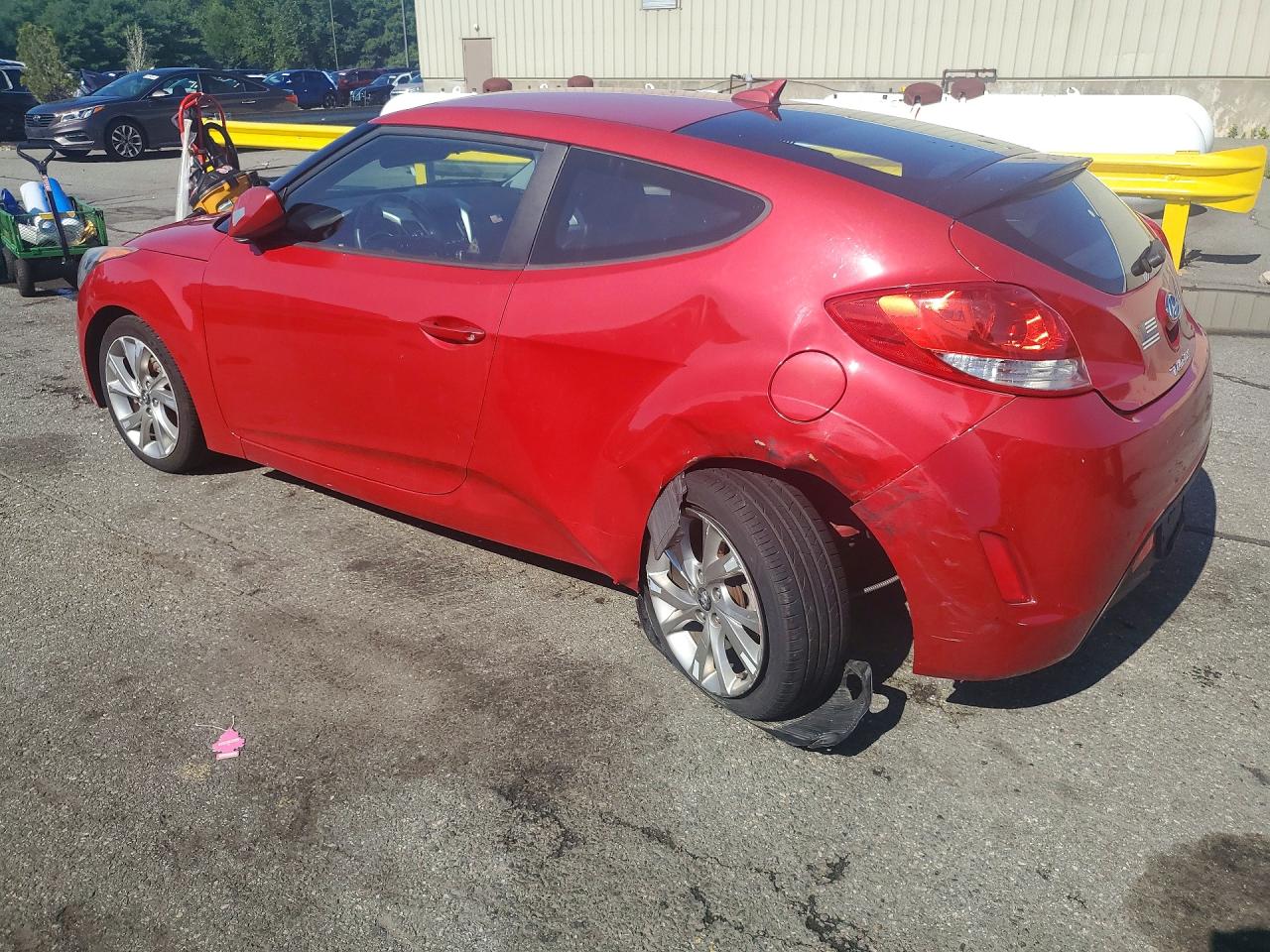 KMHTC6AD8GU277180 · 2016 HYUNDAI VELOSTER · 2/12