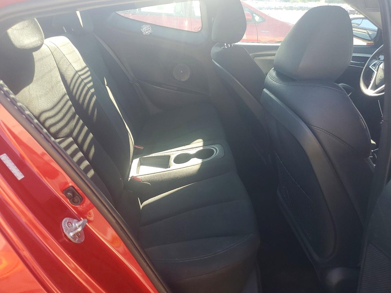 KMHTC6AD8GU277180 · 2016 HYUNDAI VELOSTER · 10/12