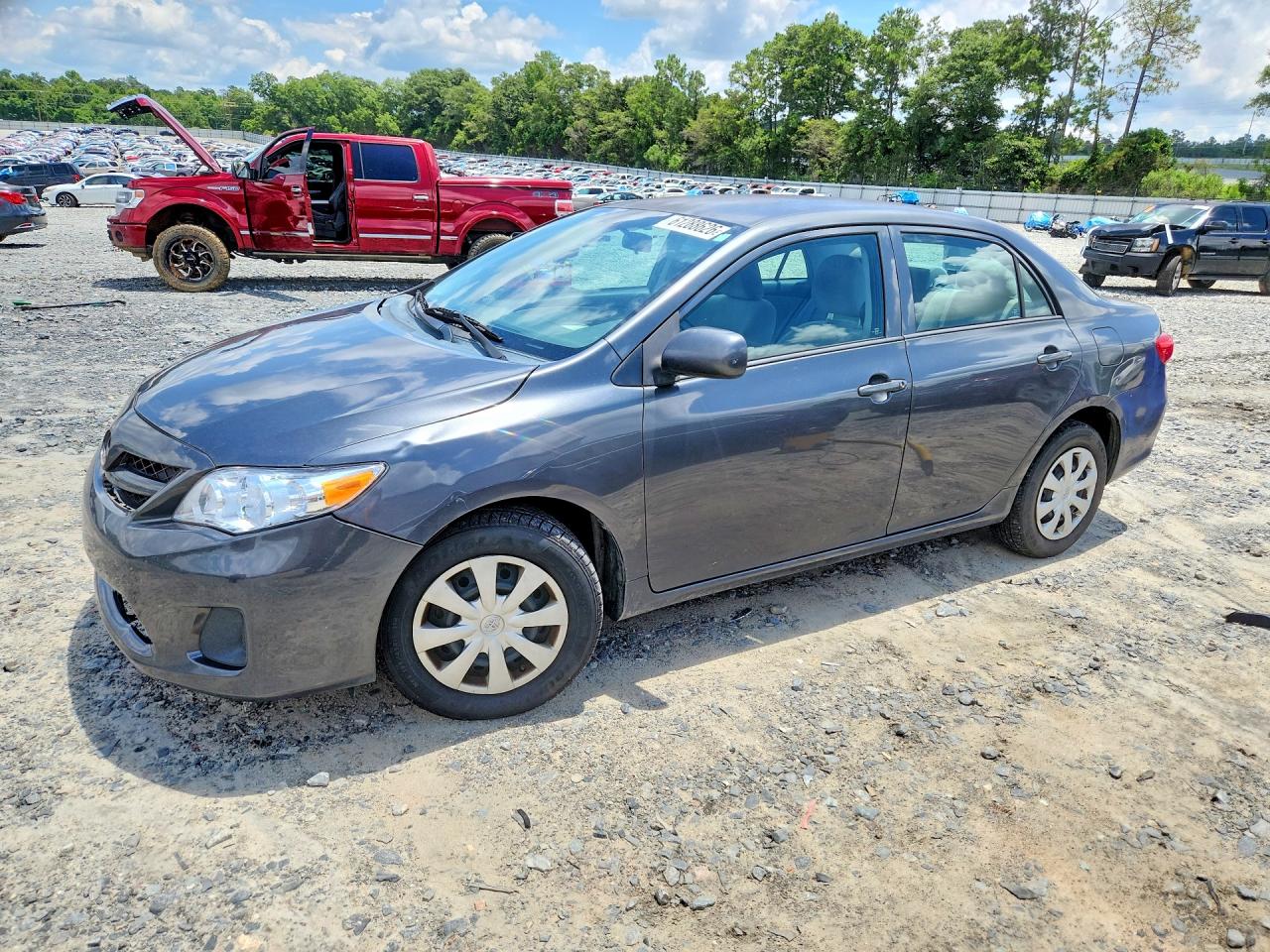 2T1BU4EE4DC110070 · 2013 TOYOTA COROLLA