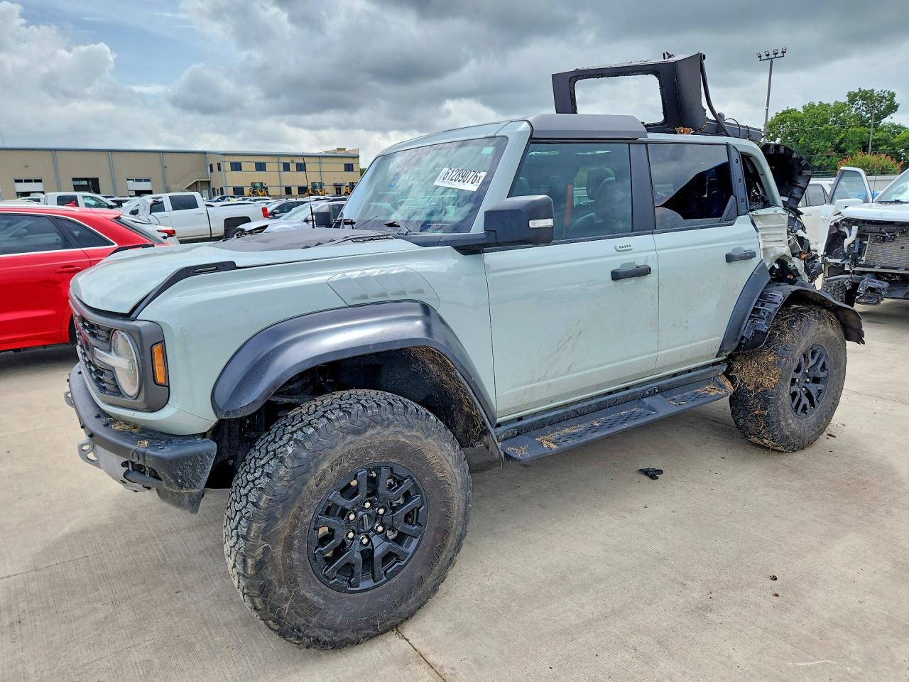 2022 FORD BRONCO