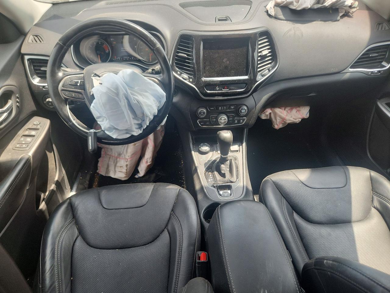 1C4PJMDX3LD563003 · 2020 JEEP CHEROKEE · 8/12