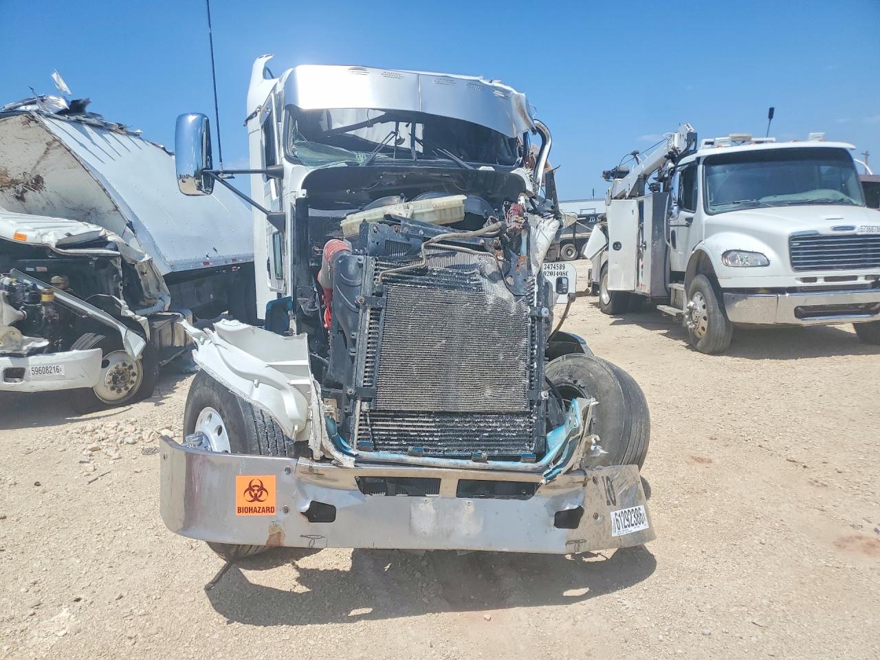 1XKAD49X8EJ401060 · 2014 KENWORTH CONSTRUCTION · 5/14