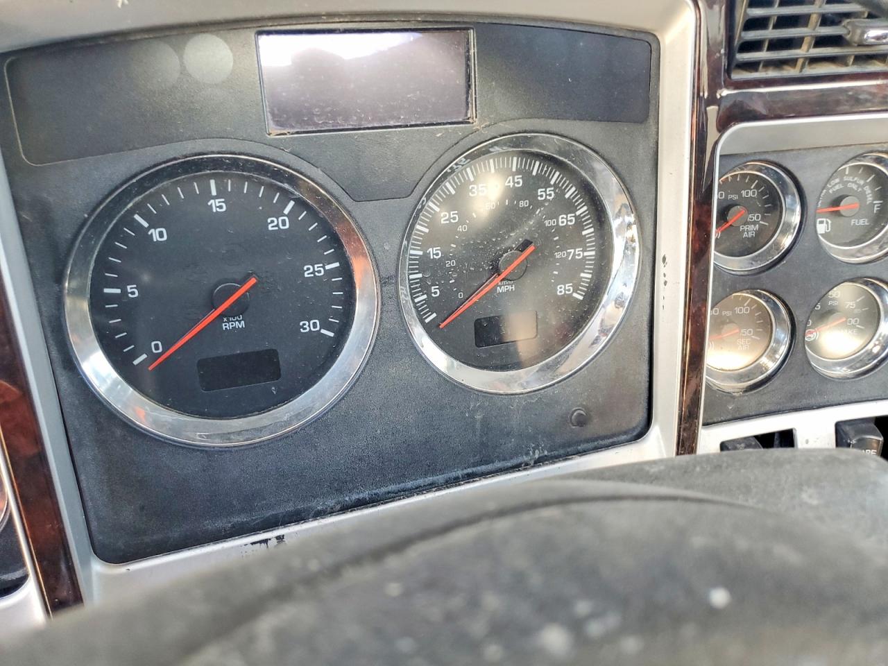 1XKAD49X8EJ401060 · 2014 KENWORTH CONSTRUCTION · 9/14