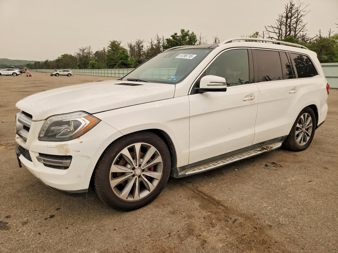 4JGDF6EE2FA462078 · 2015 MERCEDES-BENZ GL