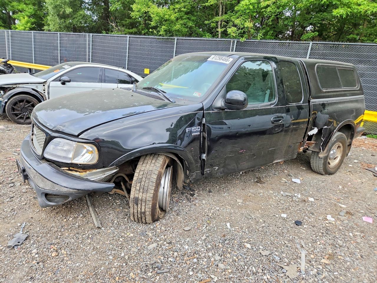 1FTRX08LX1KF01601 · 2001 FORD F150