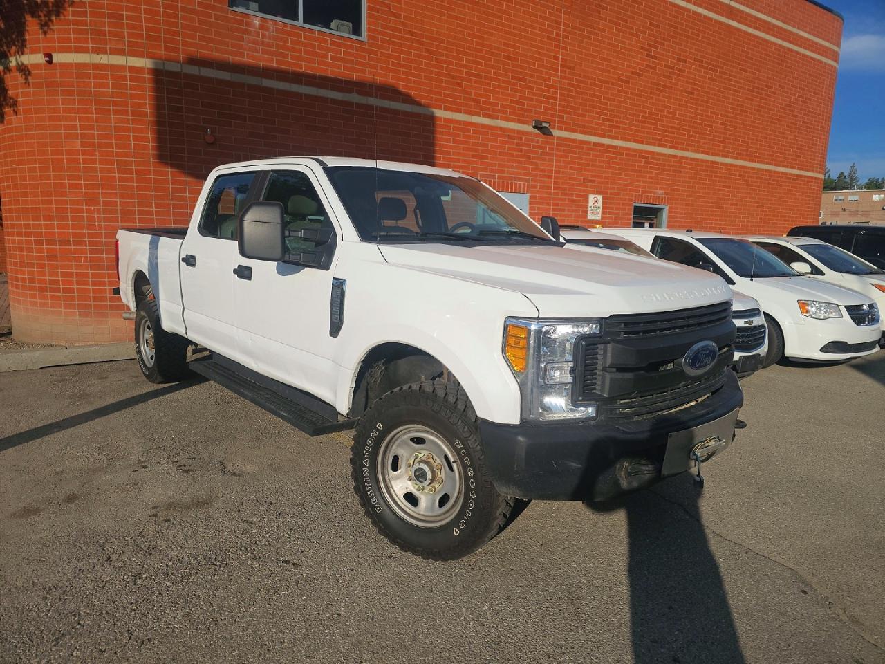 1FT8W3B60HED95980 · 2017 FORD F350