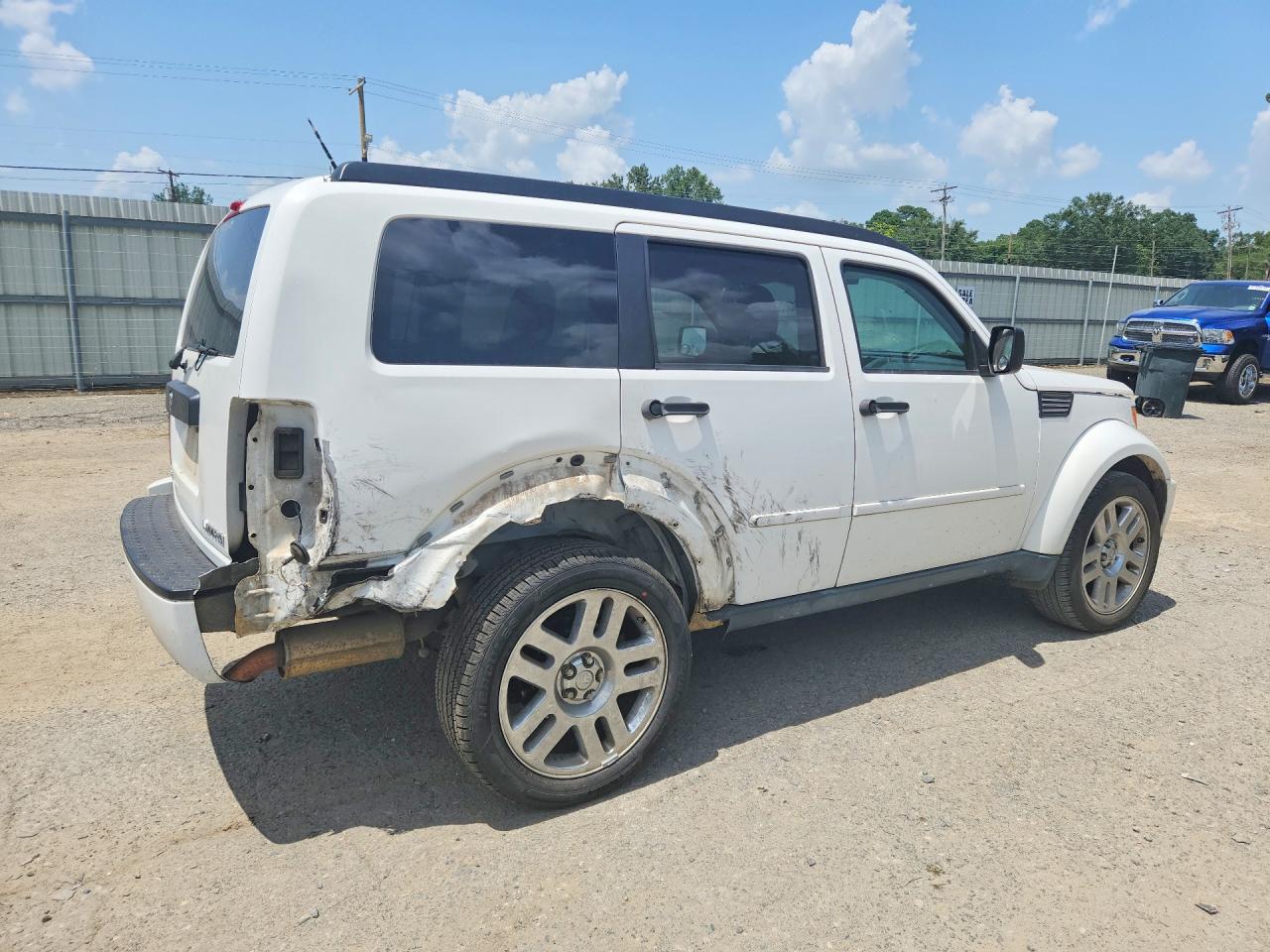 1D4PT4GK4BW600978 · 2011 DODGE NITRO · 3/13
