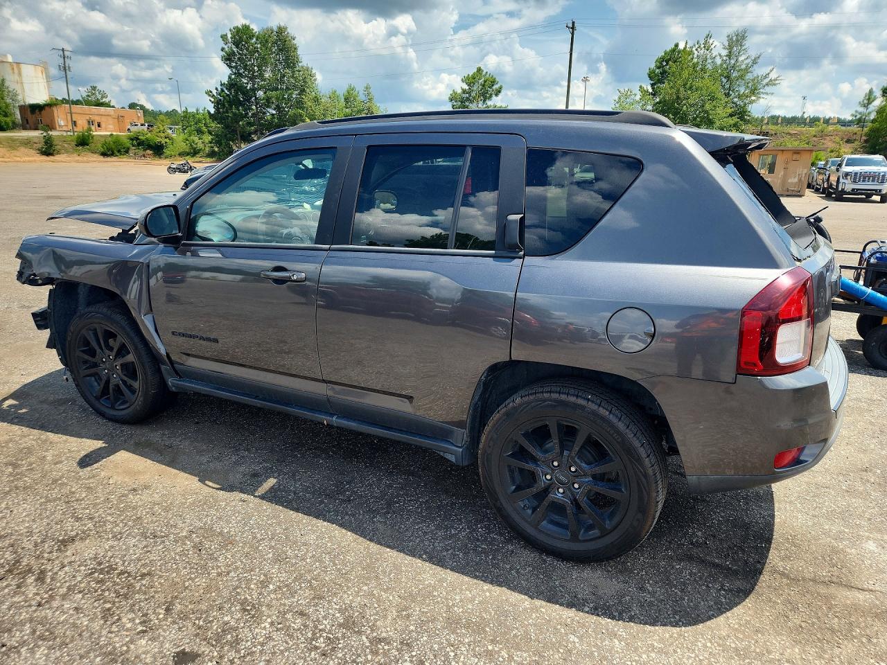 1C4NJCBA7FD250945 · 2015 JEEP COMPASS · 2/12