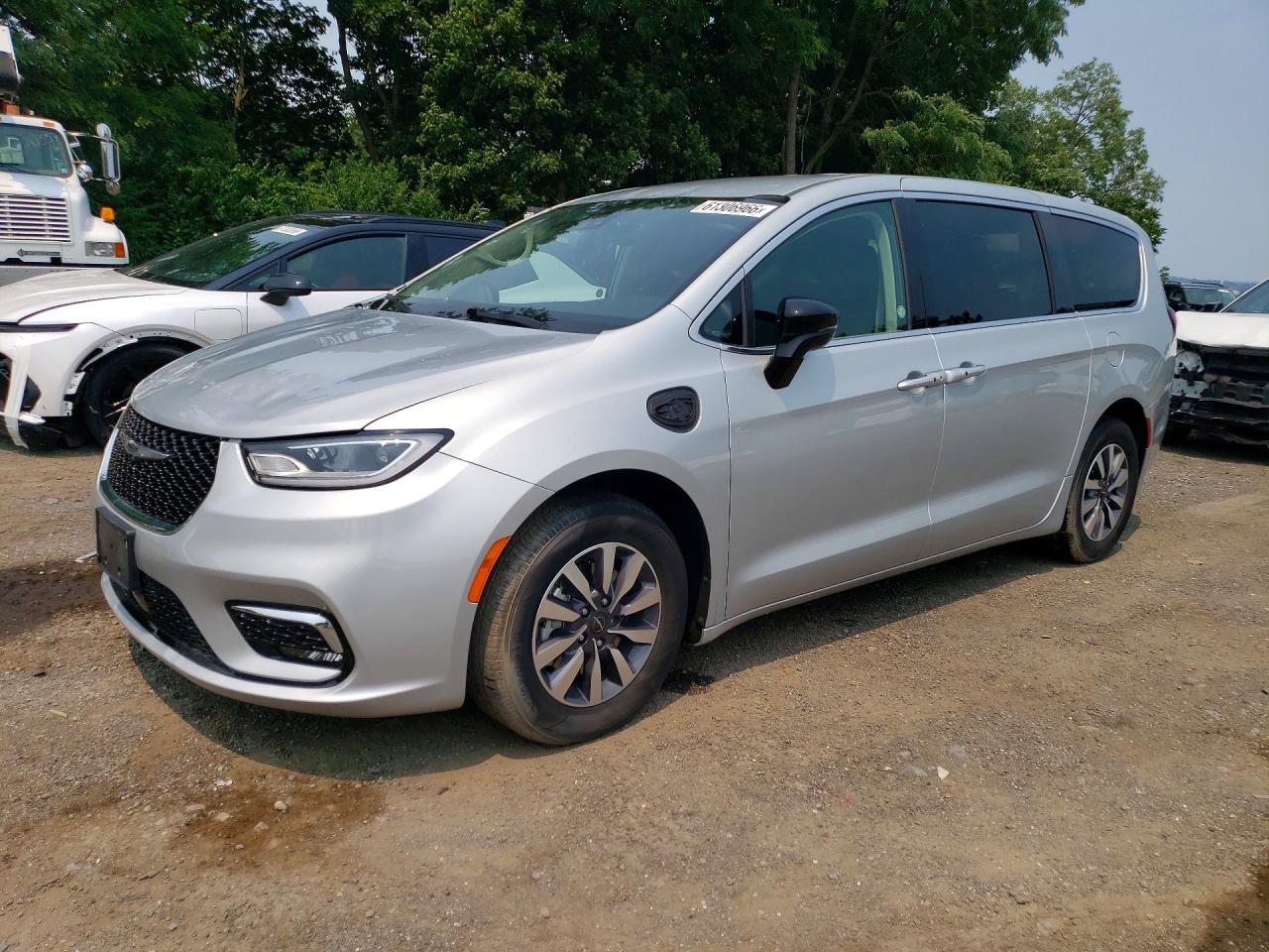 2C4RC1S76RR141544 · 2024 CHRYSLER PACIFICA