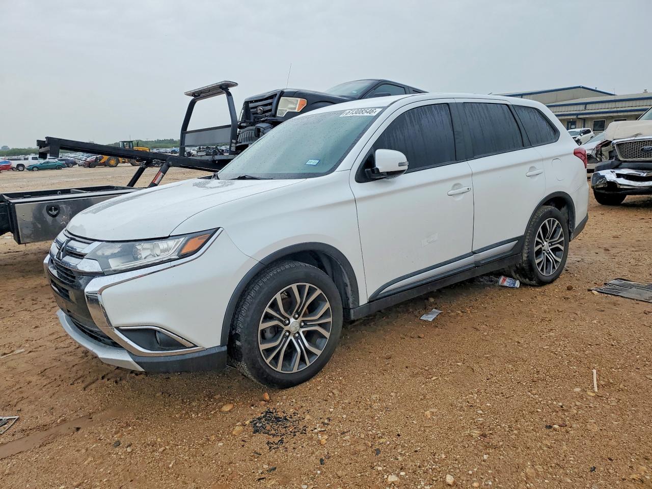 JA4AD3A34GZ009755 · 2016 MITSUBISHI OUTLANDER