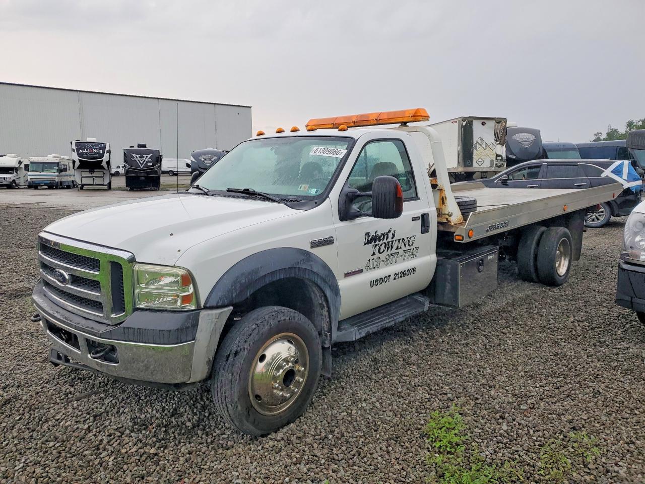 1FDAF57P87EB19863 · 2007 FORD F550