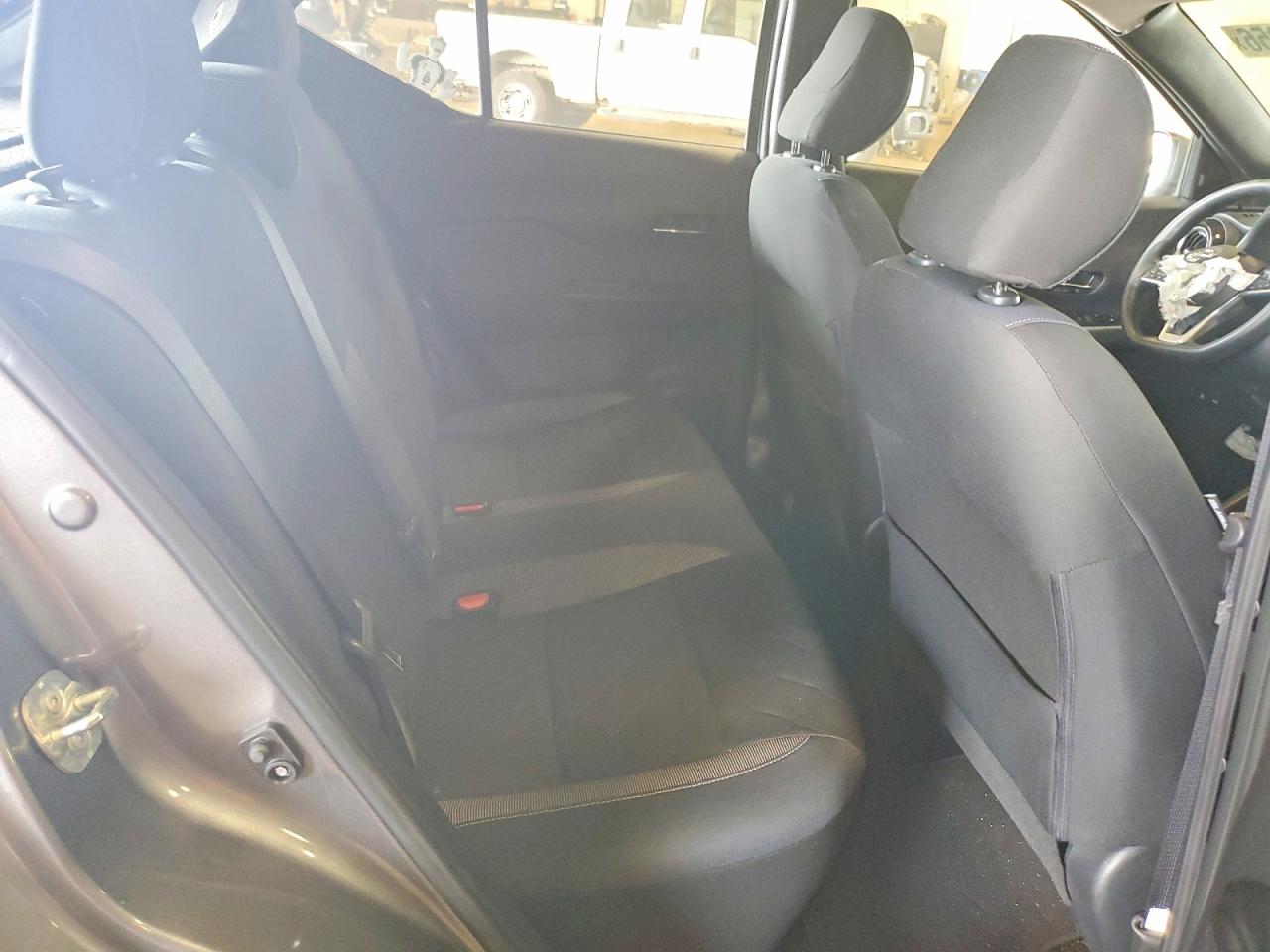 3N1CP5CU3KL498353 · 2019 NISSAN KICKS · 10/12