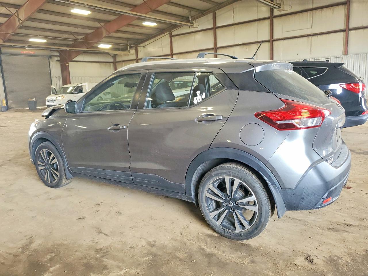 3N1CP5CU3KL498353 · 2019 NISSAN KICKS · 2/12