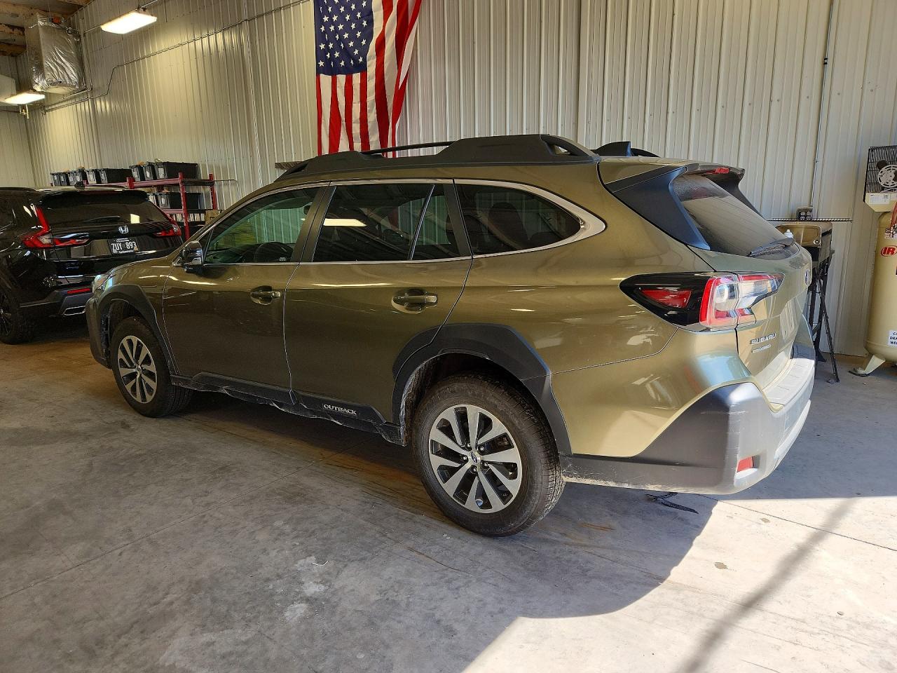 4S4BTADC5R3299826 · 2024 SUBARU OUTBACK · 2/13