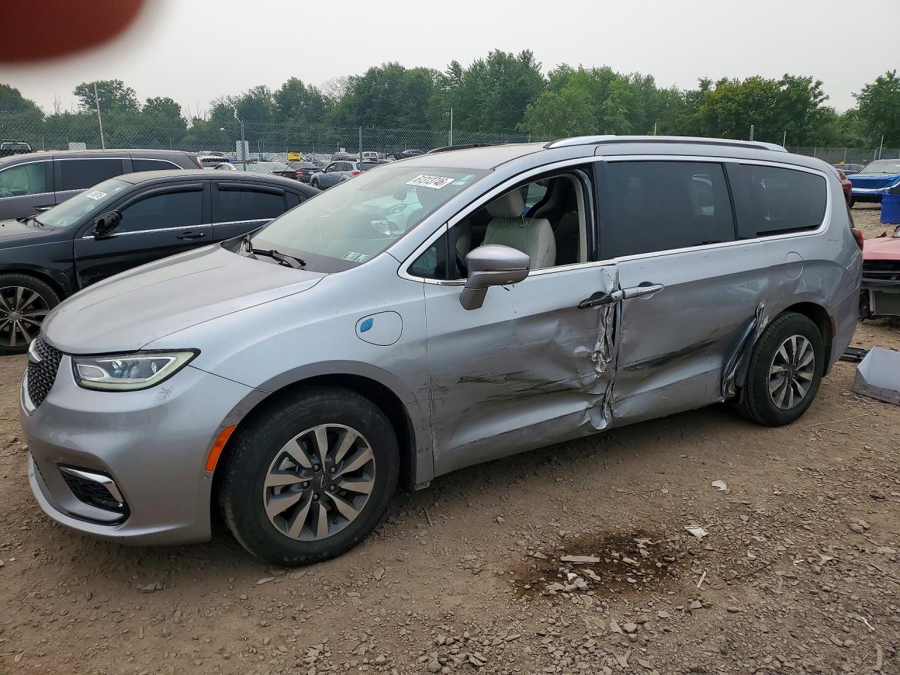 2021 CHRYSLER PACIFICA