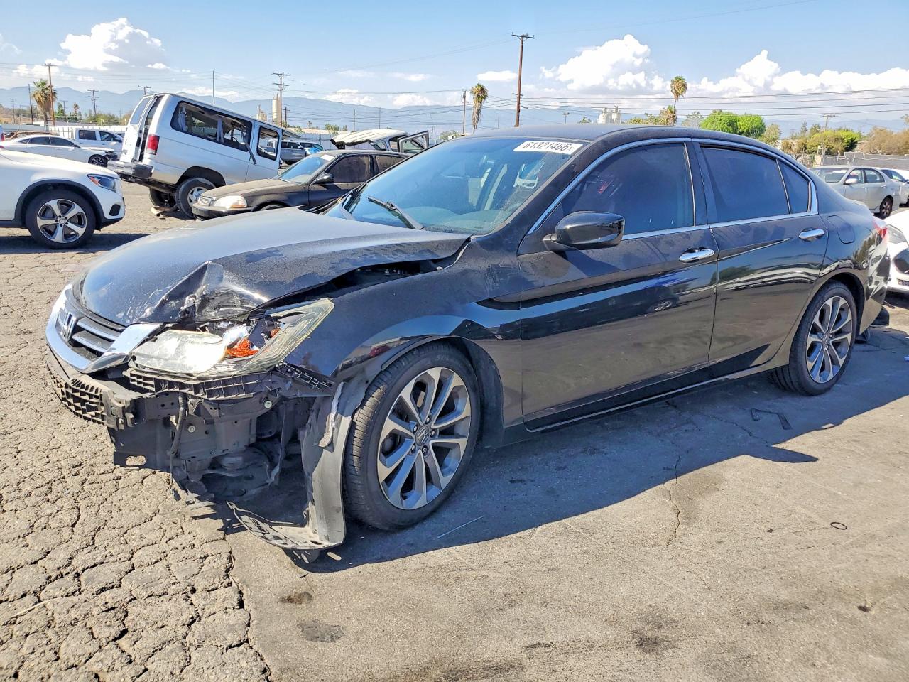 1HGCR2F50FA132696 · 2015 HONDA ACCORD