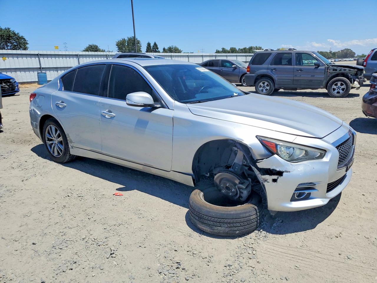 JN1BV7AP4FM345860 · 2015 INFINITI Q50 · 4/12
