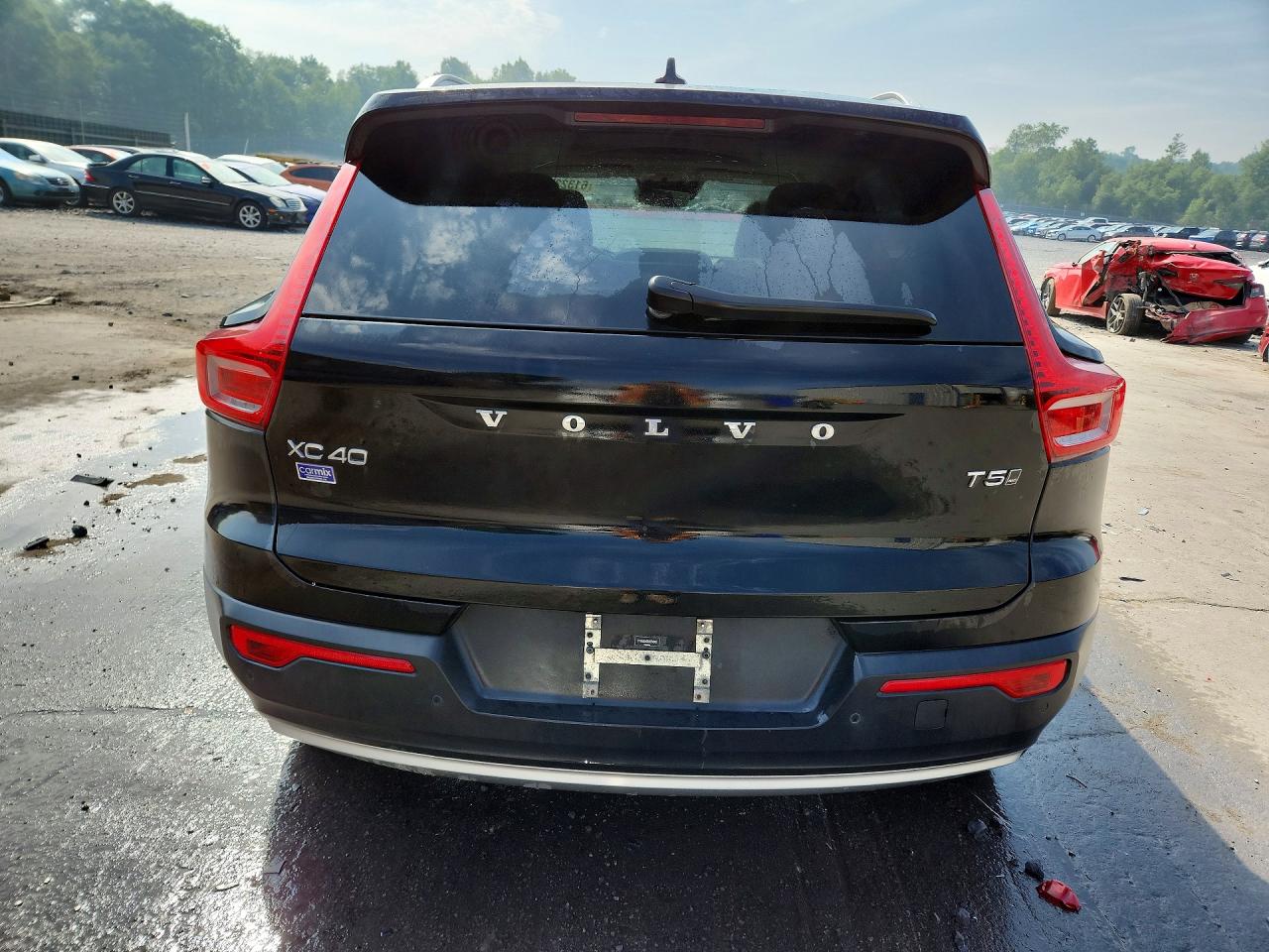 YV4162UK0K2074940 · 2019 VOLVO XC40 · 6/13