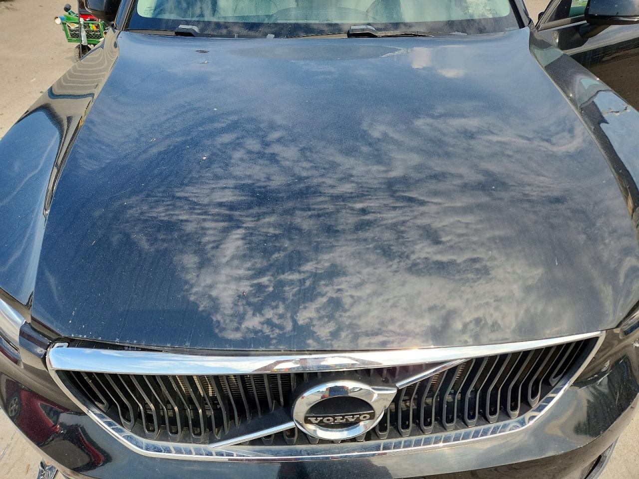 YV4162UK0K2074940 · 2019 VOLVO XC40 · 12/13