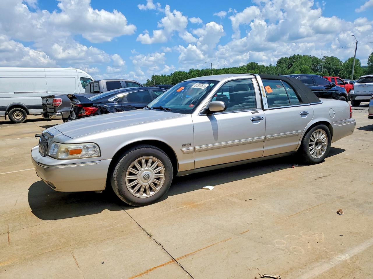 2MEHM75V69X613709 · 2009 MERCURY GRAND MARQUIS