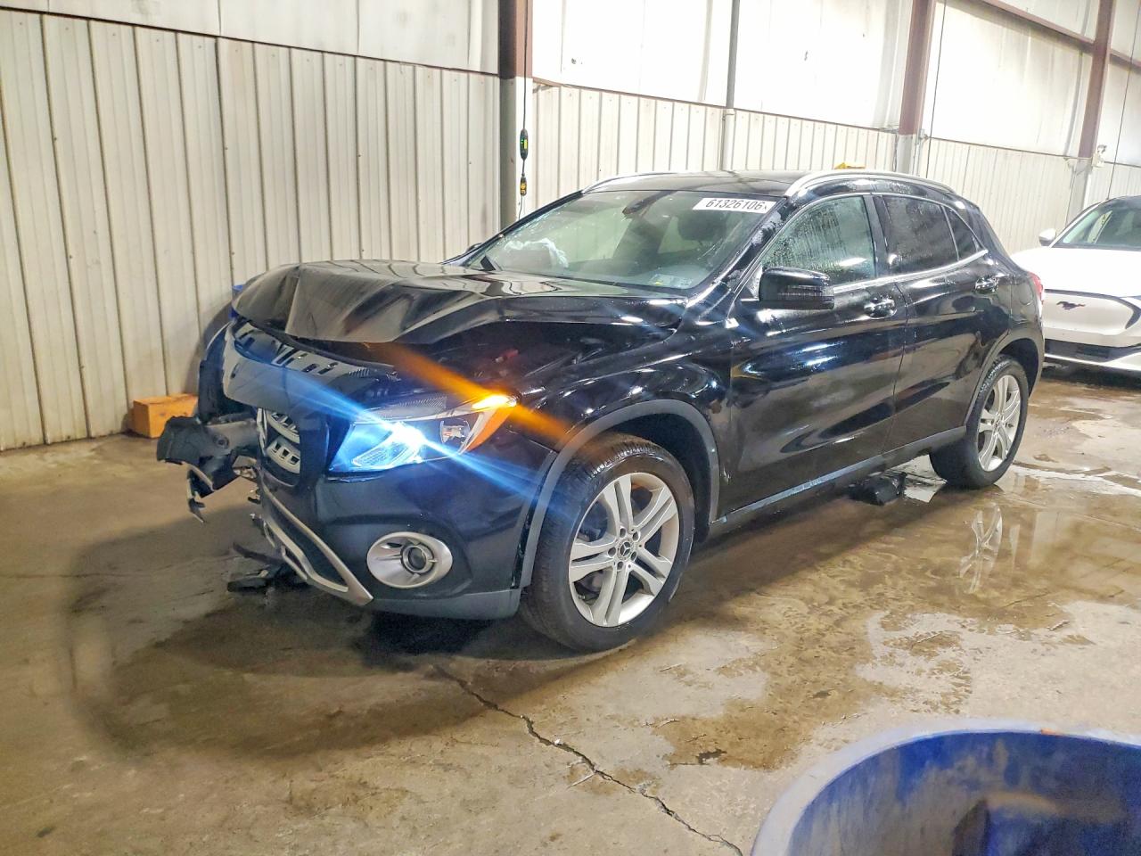 WDCTG4GB8KU017366 · 2019 MERCEDES-BENZ GLA