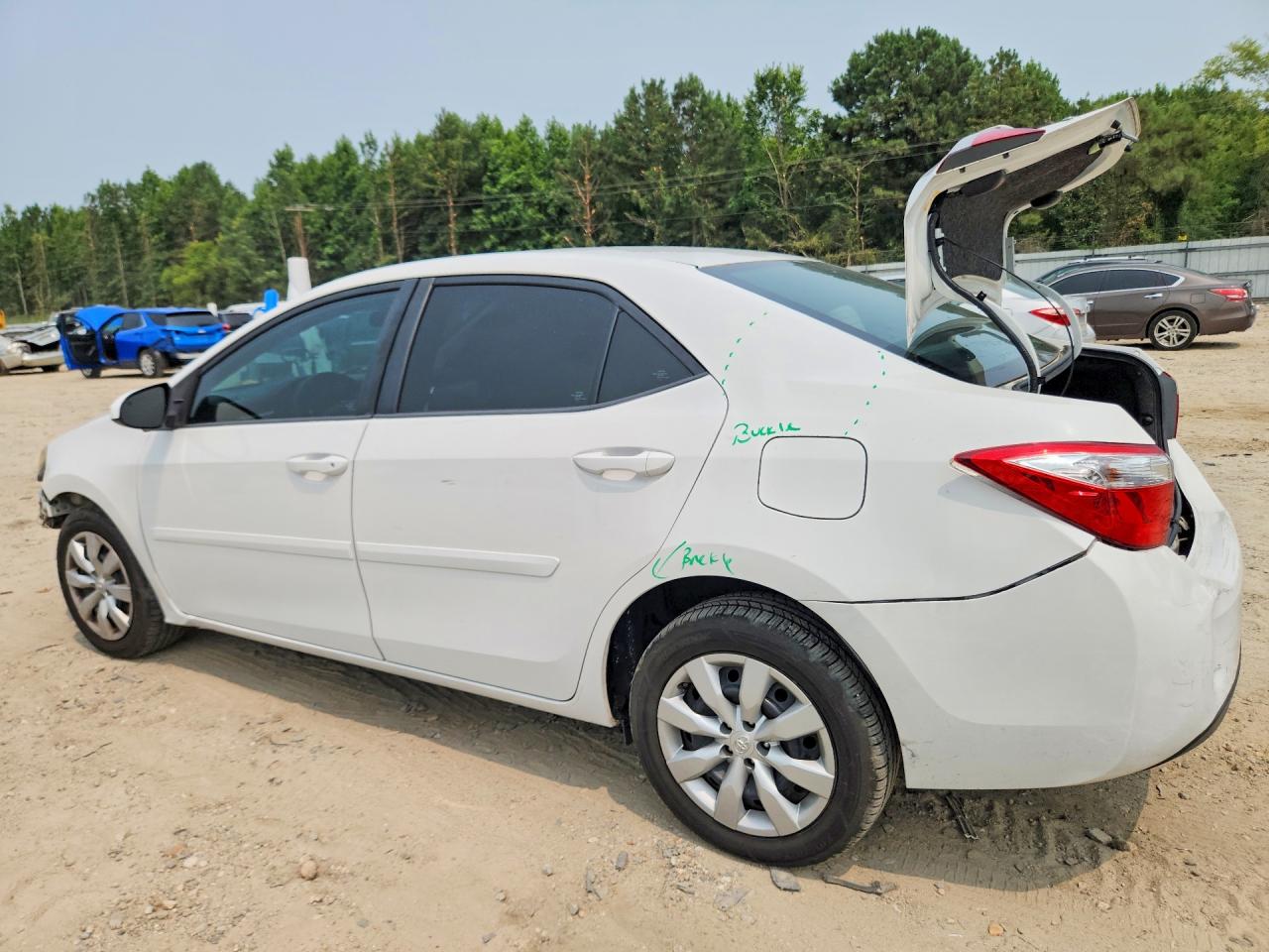 5YFBURHE8GP495095 · 2016 TOYOTA COROLLA · 2/13