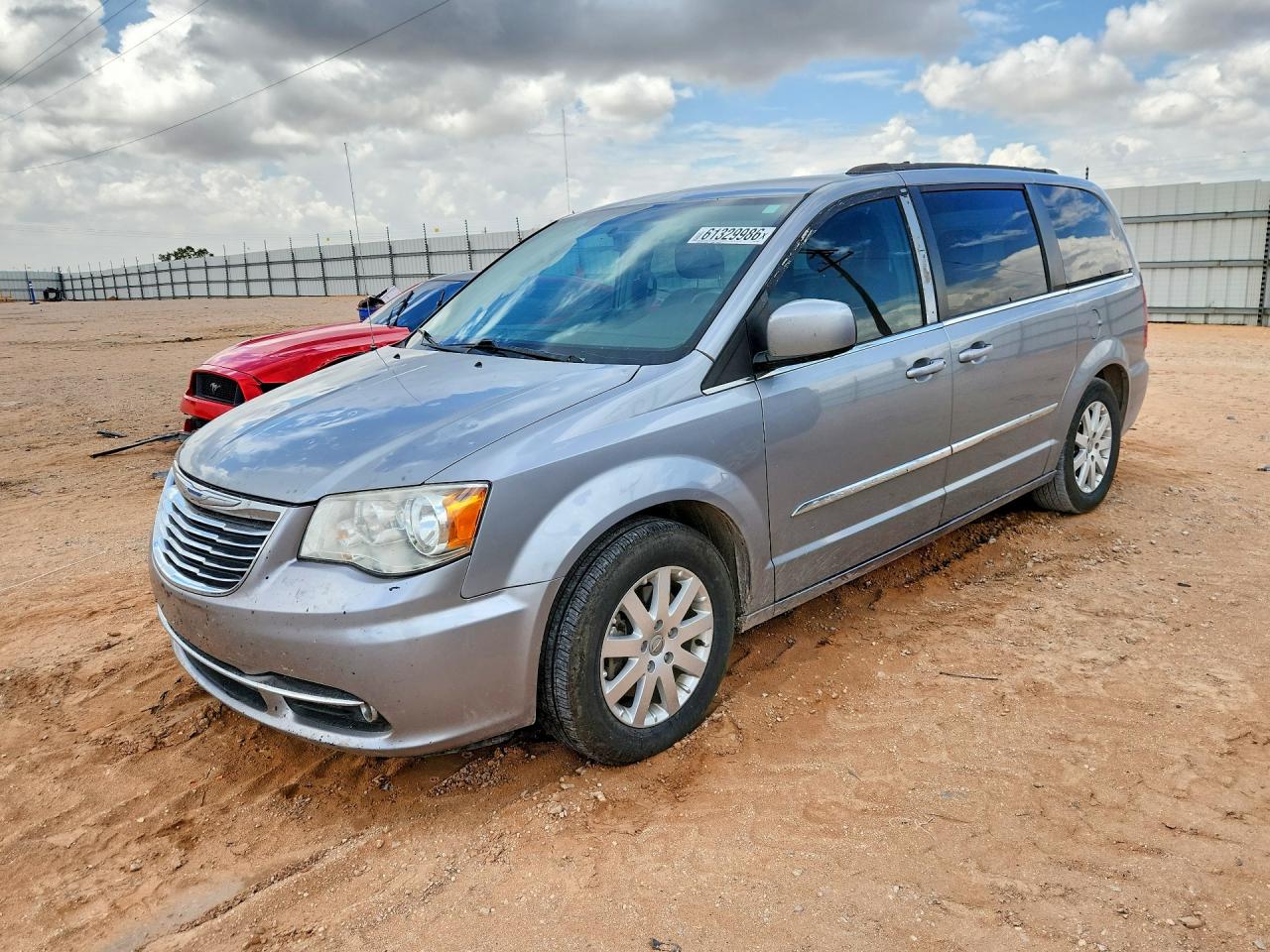 2C4RC1BG0FR553051 · 2015 CHRYSLER TOWN & COUNTRY