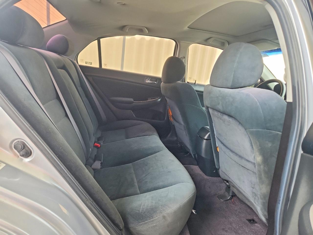 1HGCM56745A190987 · 2005 HONDA ACCORD · 10/12