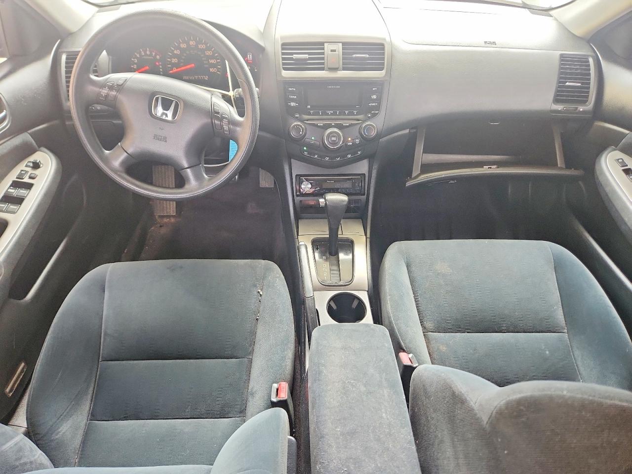 1HGCM56745A190987 · 2005 HONDA ACCORD · 8/12