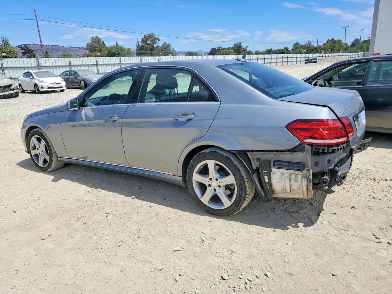 WDDHF5KB0EA923891 · 2014 MERCEDES-BENZ E · 2/12