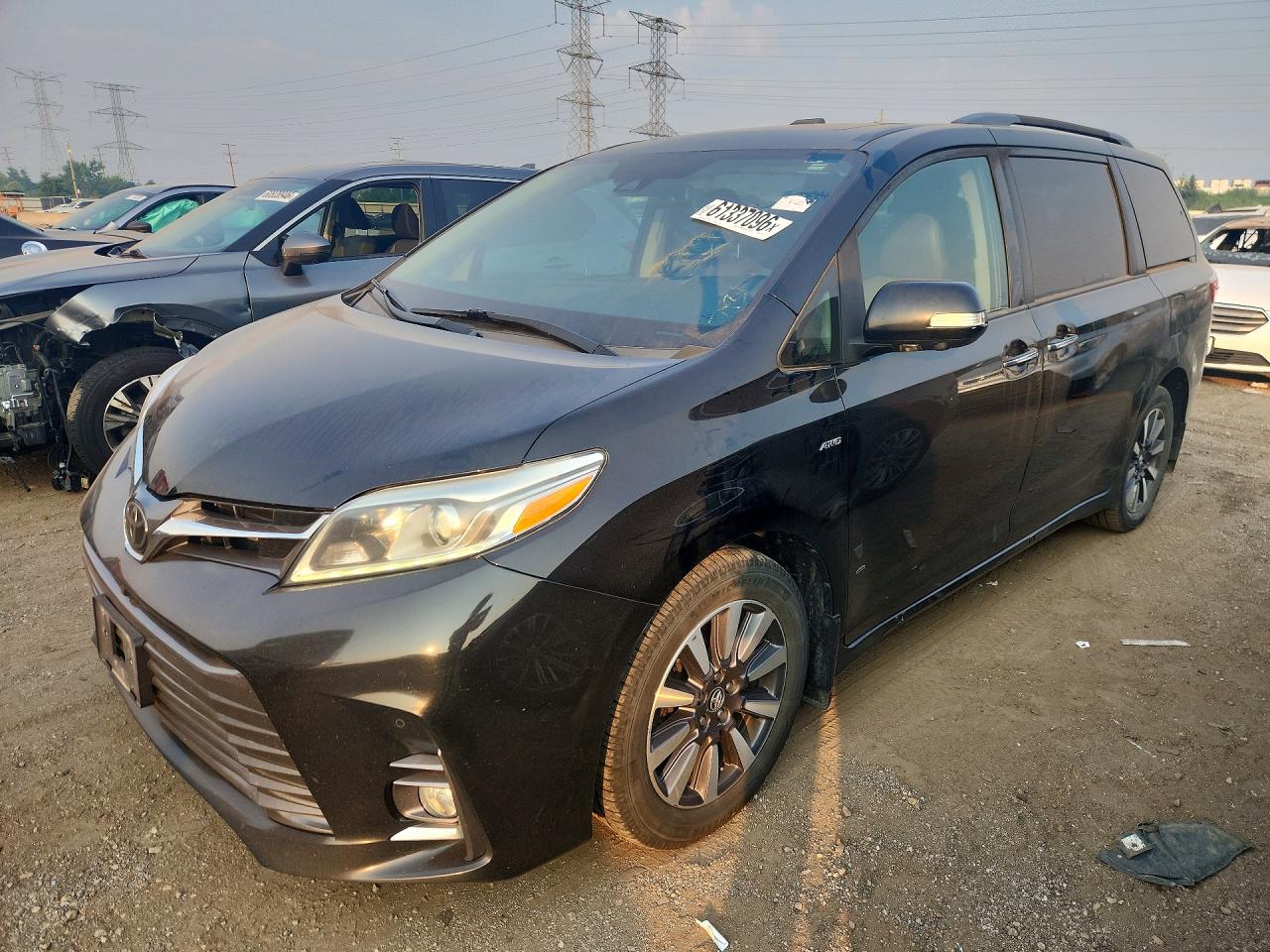 2019 TOYOTA SIENNA