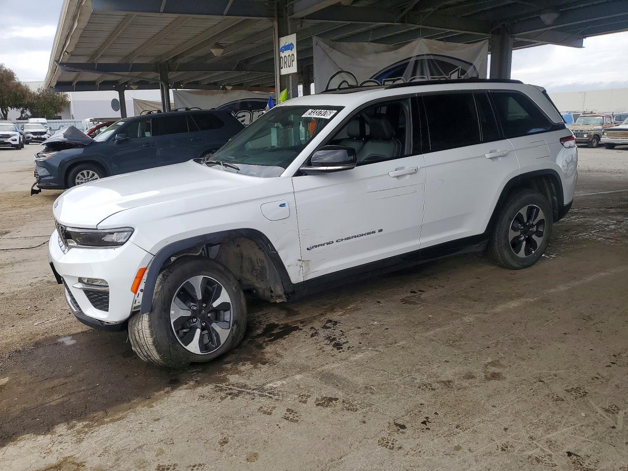 1C4RJYB64S8700838 · 2025 JEEP GRAND CHEROKEE