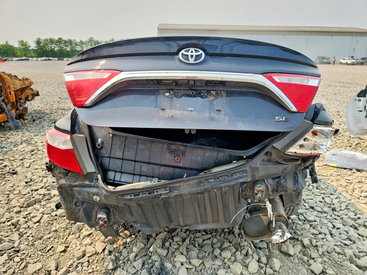 4T1BF1FK8HU385703 · 2017 TOYOTA CAMRY · 6/13