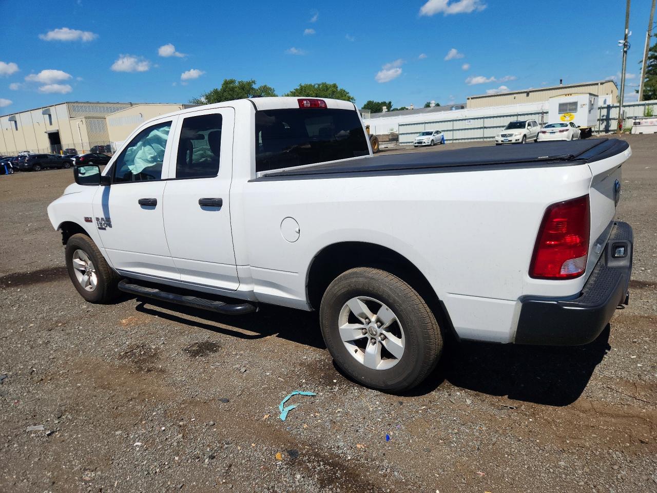 1C6RR7FTXPS528402 · 2023 RAM 1500 CLASSIC · 2/13