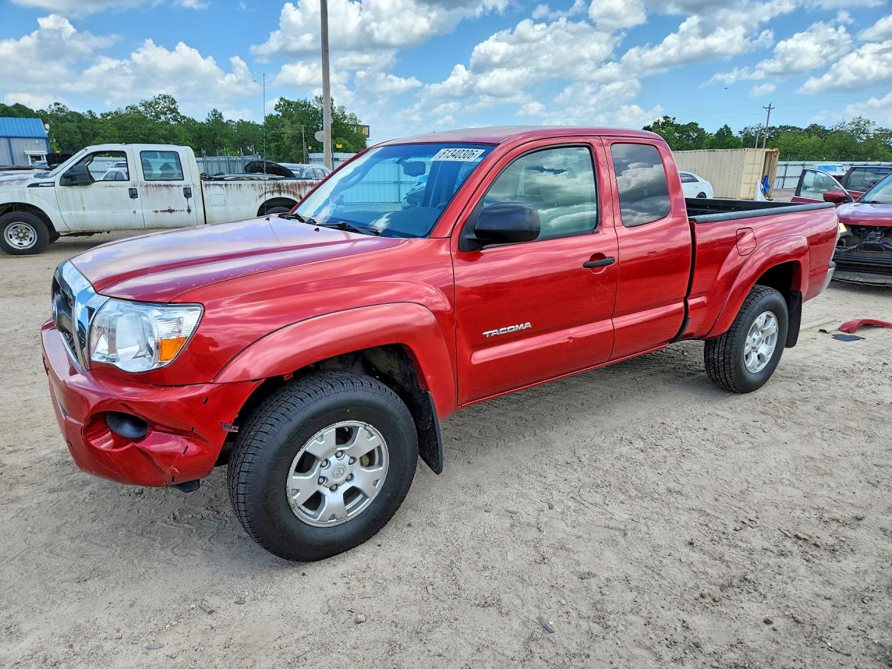 5TFUX4EN1BX006697 · 2011 TOYOTA TACOMA