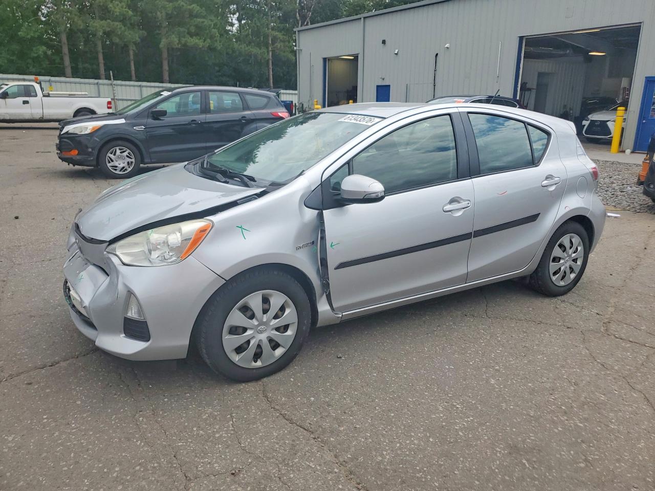 JTDKDTB31C1004787 · 2012 TOYOTA PRIUS C
