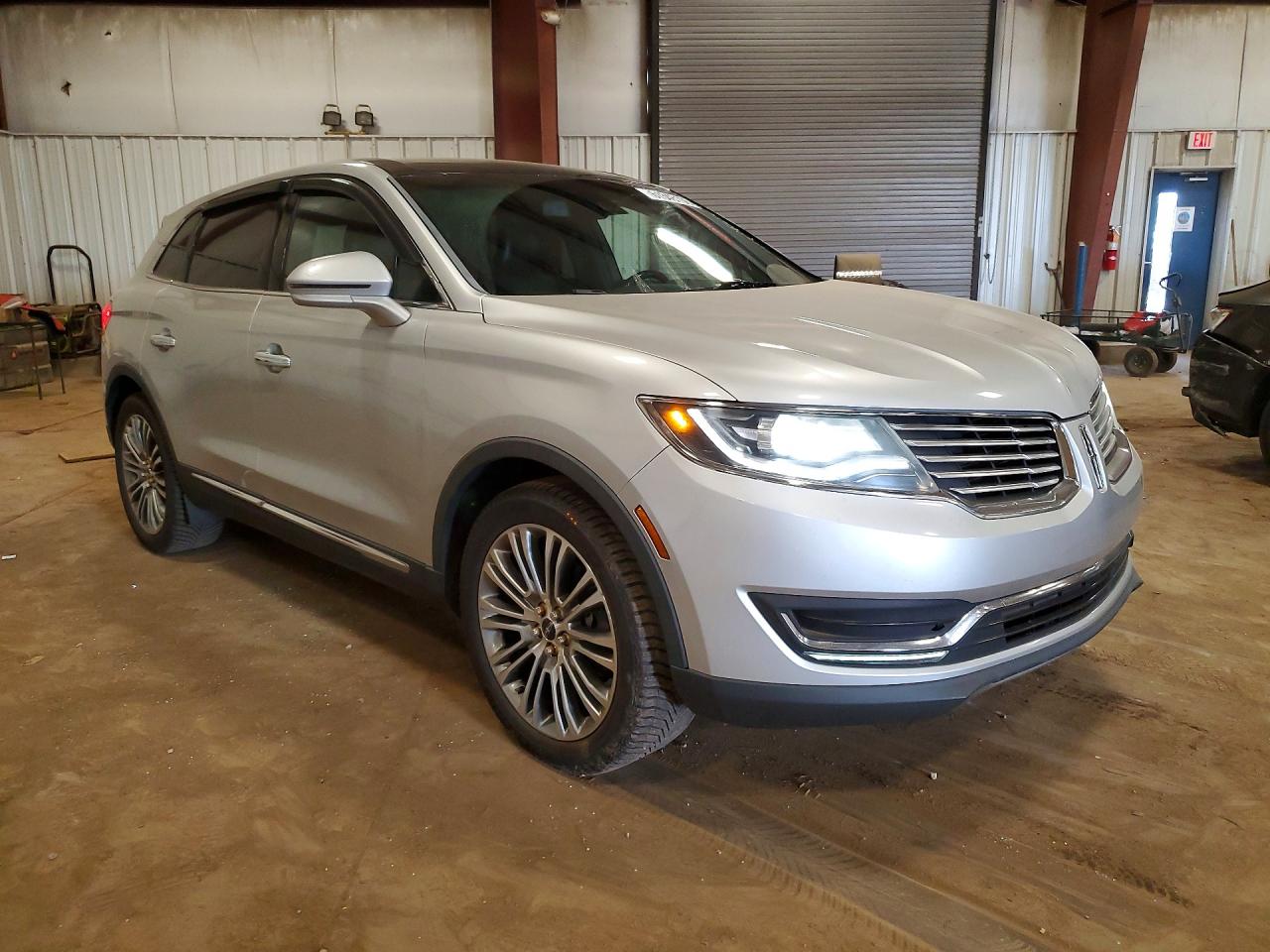 2LMTJ8LR5GBL32110 · 2016 LINCOLN MKX · 4/12