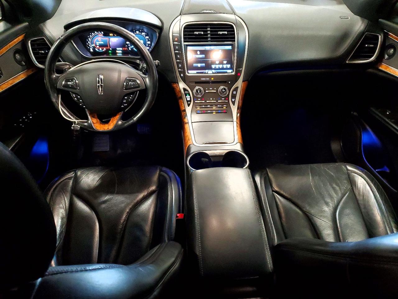 2LMTJ8LR5GBL32110 · 2016 LINCOLN MKX · 8/12