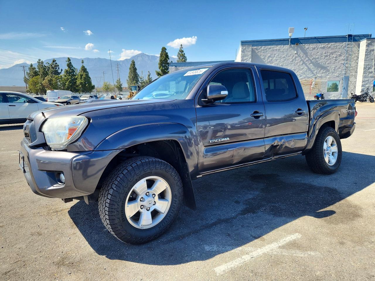 5TFLU4ENXFX123723 · 2015 TOYOTA TACOMA