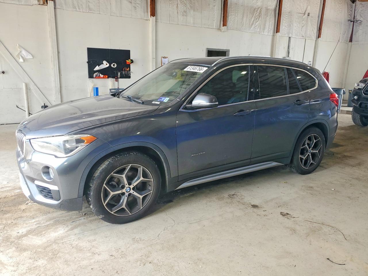 WBXHT3C33H5F78762 · 2017 BMW X1