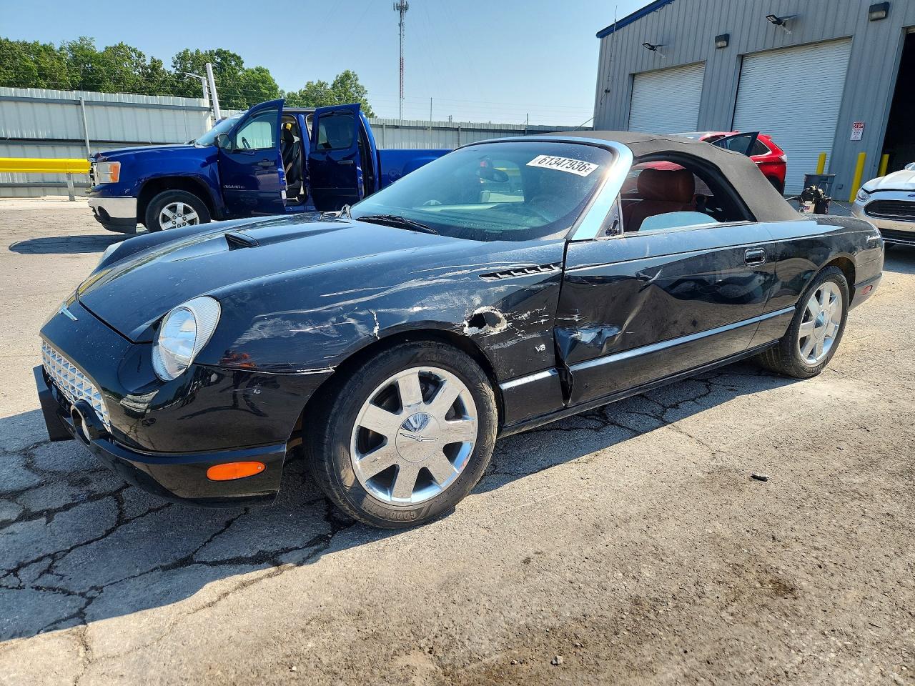 1FAHP60A83Y100899 · 2003 FORD THUNDERBIRD