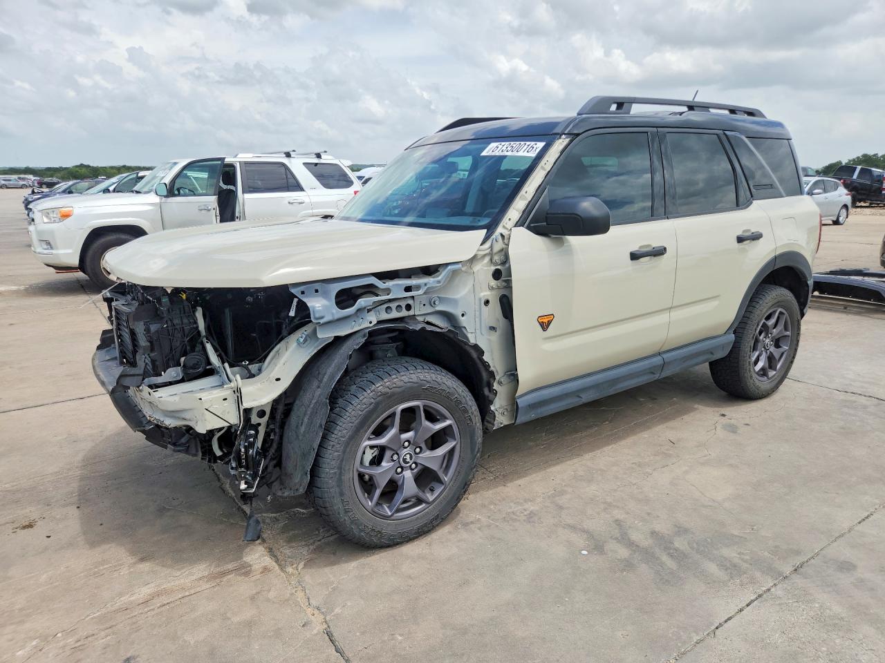 3FMCR9D97RRF10175 · 2024 FORD BRONCO SPORT