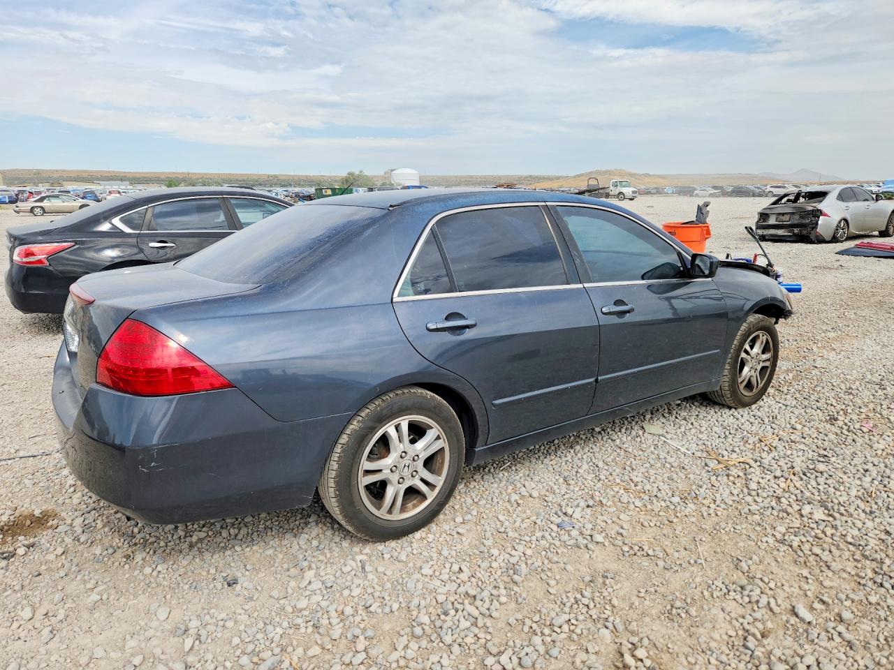 1HGCM56737A050948 · 2007 HONDA ACCORD · 3/13
