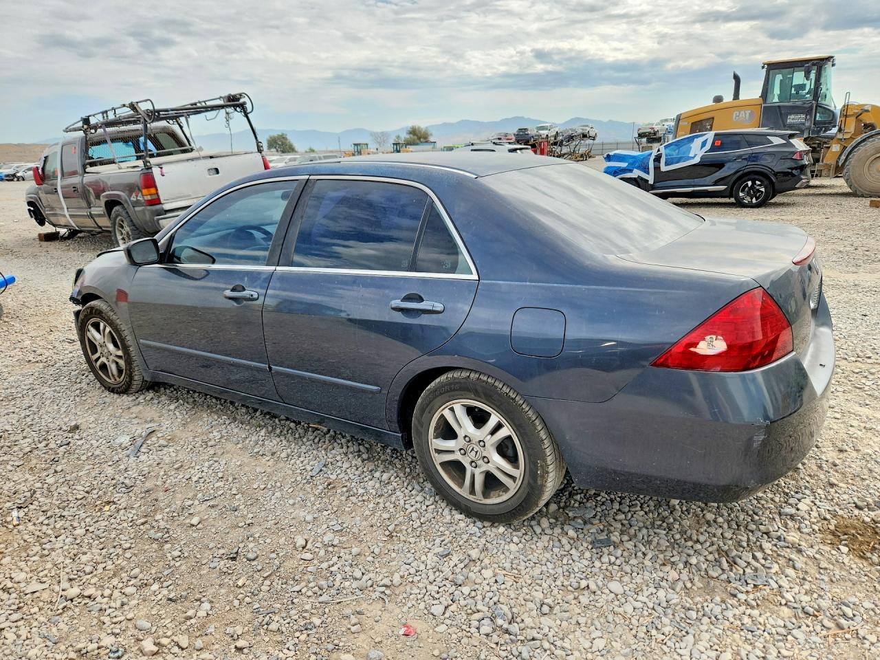 1HGCM56737A050948 · 2007 HONDA ACCORD · 2/13