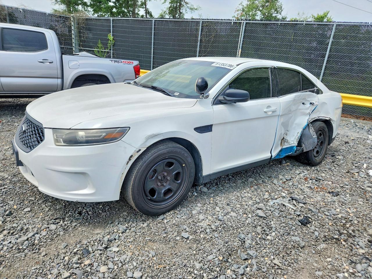 1FAHP2MK8FG176001 · 2015 FORD TAURUS