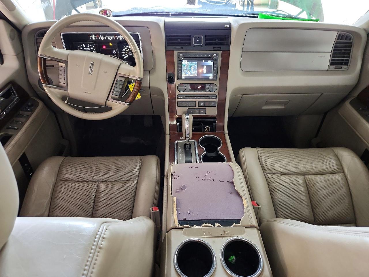 5LMJJ2J52CEL09170 · 2012 LINCOLN NAVIGATOR · 8/13