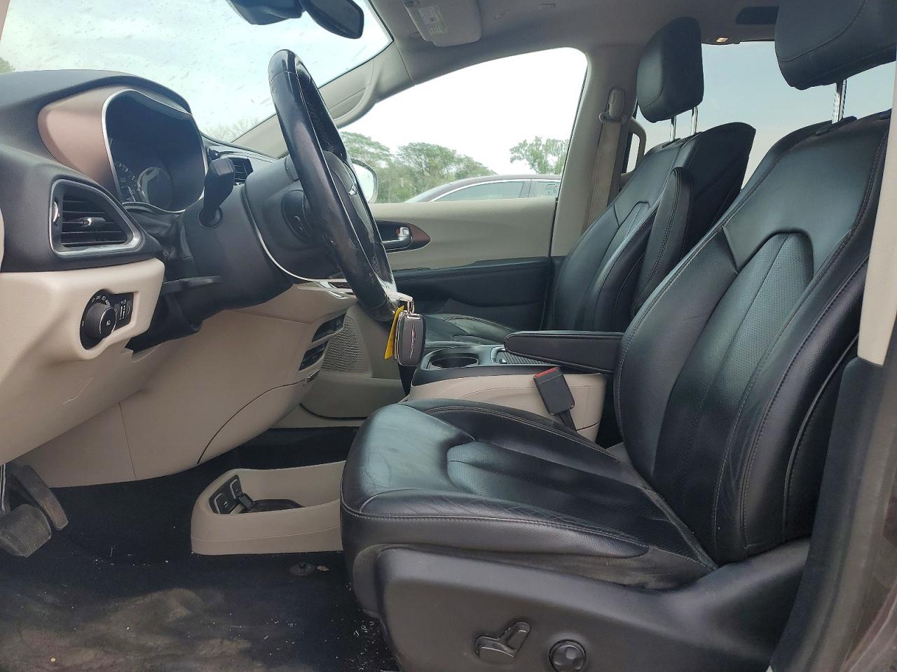 2C4RC1EGXJR101046 · 2018 CHRYSLER PACIFICA · 7/13